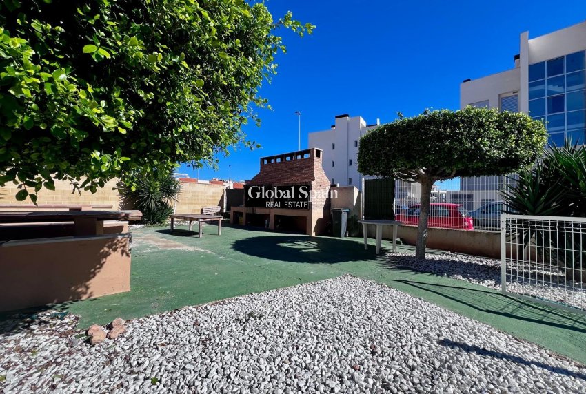 Wiederverkauf - Wohnung -
ORIHUELA COSTA - Los Dolses