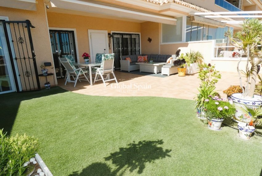 Wiederverkauf - Wohnung -
ORIHUELA COSTA - Los Dolses