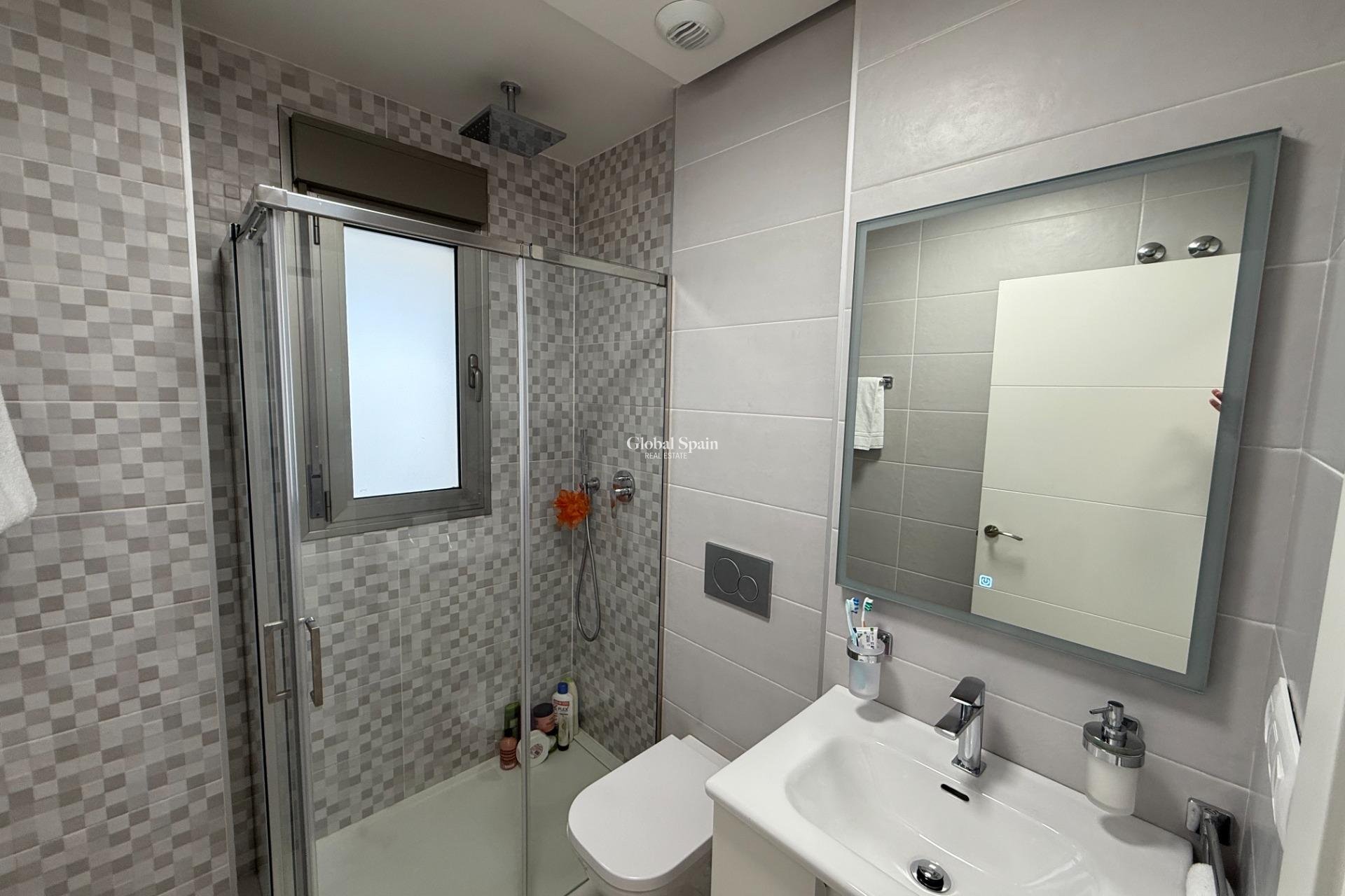 Wiederverkauf - WOHNUNG -
ORIHUELA COSTA - Los Dolses