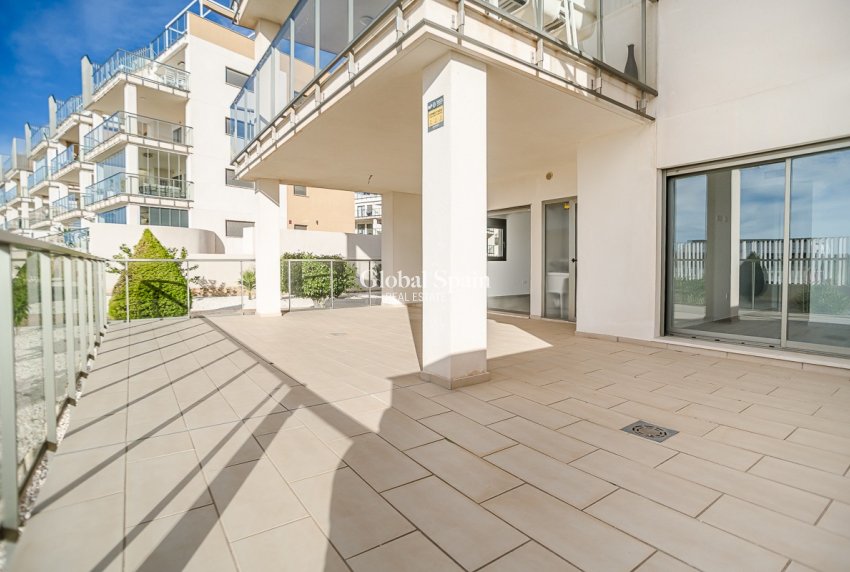 Wiederverkauf - WOHNUNG -
ORIHUELA COSTA - Los Dolses