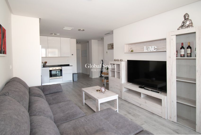 Wiederverkauf - WOHNUNG -
ORIHUELA COSTA - Los Dolses