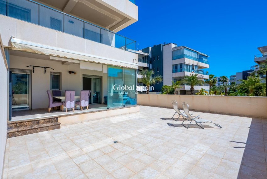 Wiederverkauf - WOHNUNG -
ORIHUELA COSTA - Los Dolses