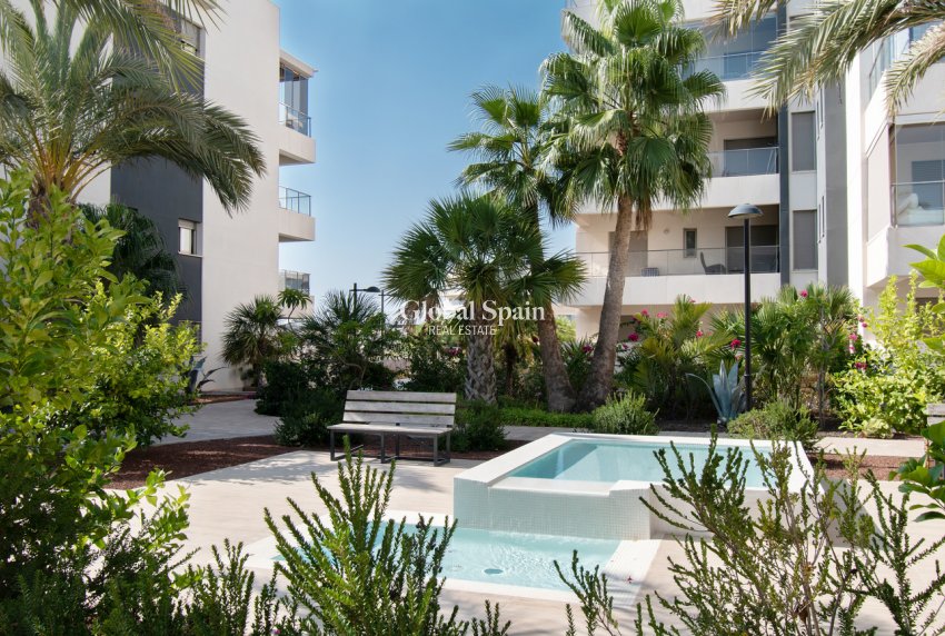 Wiederverkauf - WOHNUNG -
ORIHUELA COSTA - Los Dolses