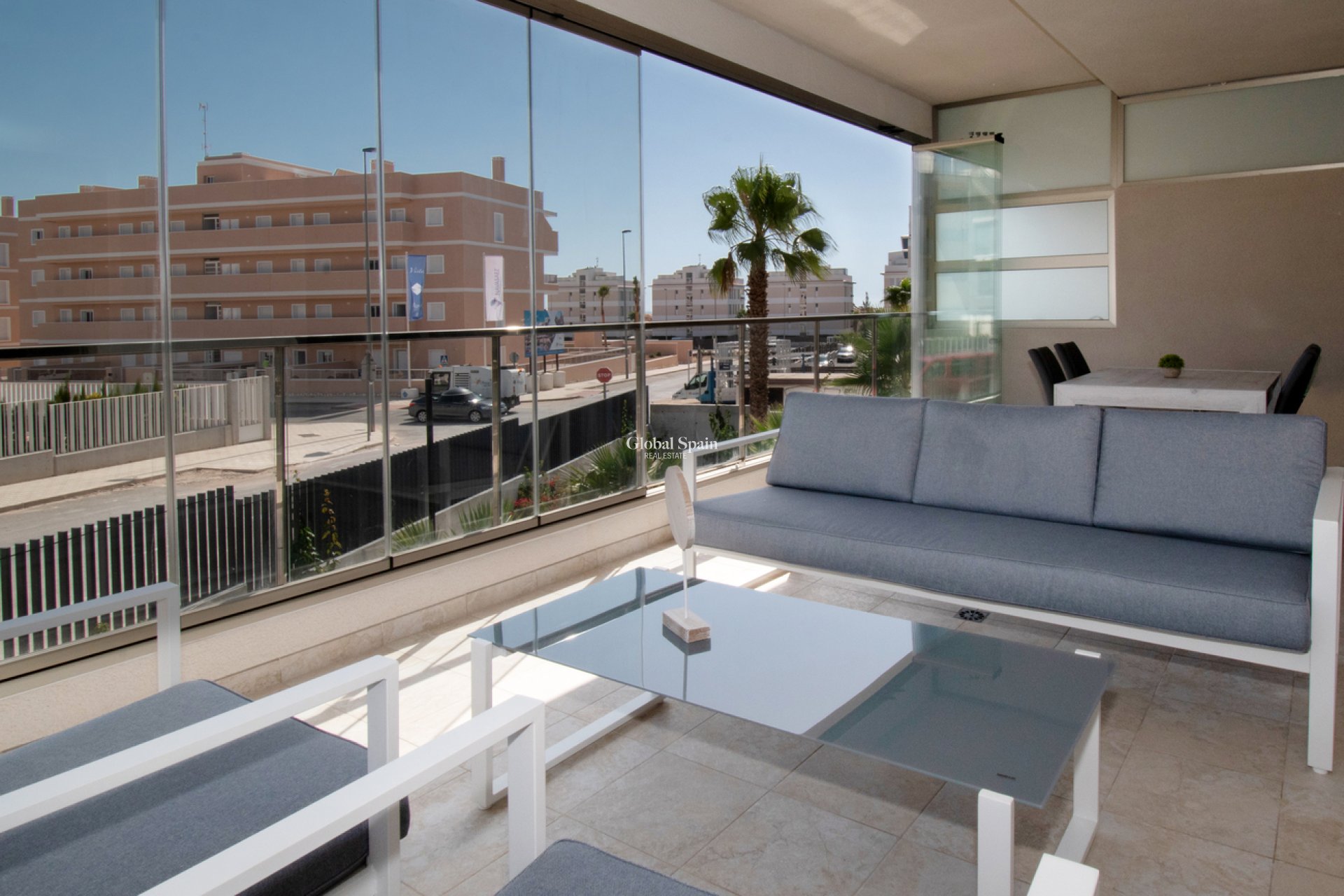 Wiederverkauf - WOHNUNG -
ORIHUELA COSTA - Los Dolses