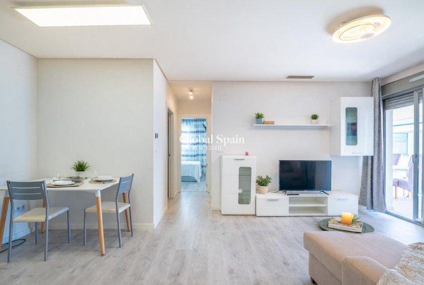 Wiederverkauf - WOHNUNG -
ORIHUELA COSTA - Los Dolses