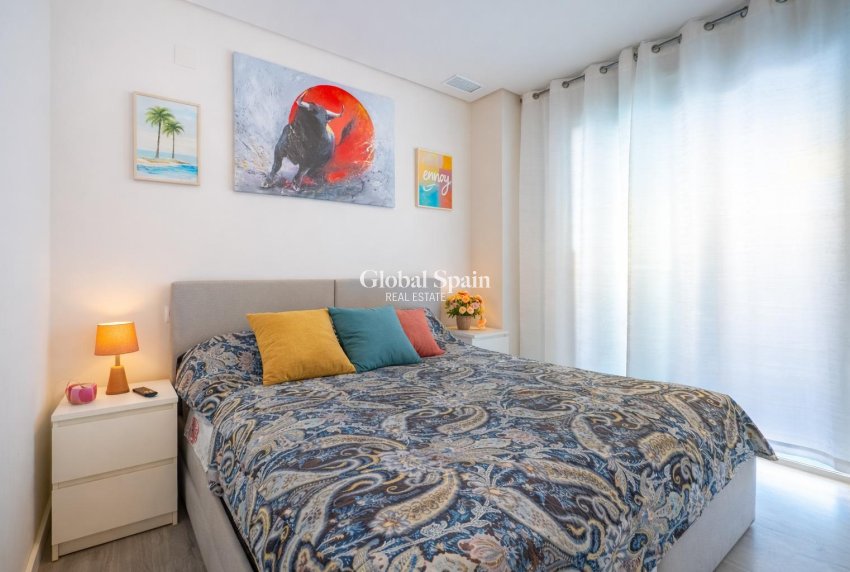 Wiederverkauf - WOHNUNG -
ORIHUELA COSTA - Los Dolses