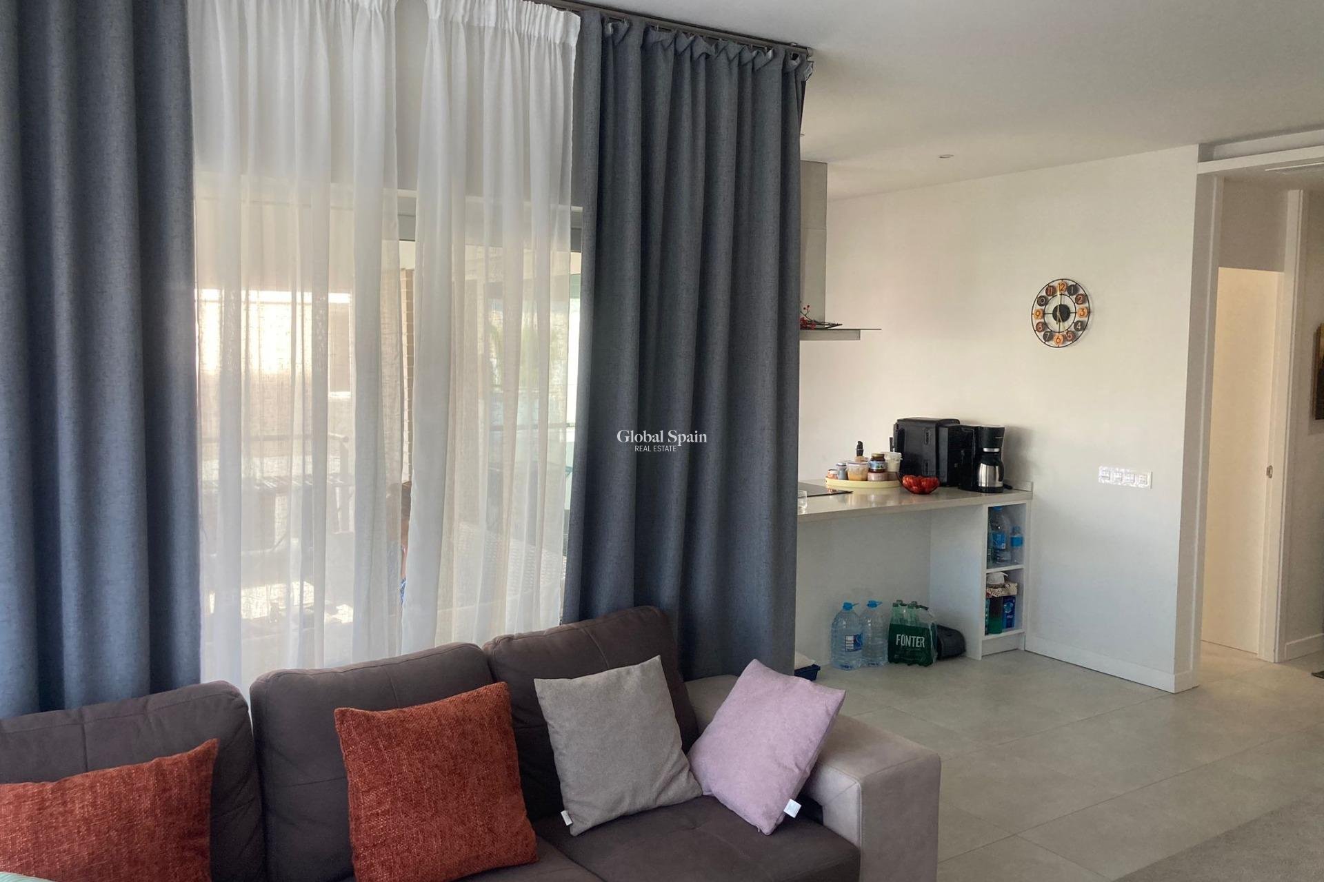 Wiederverkauf - WOHNUNG -
ORIHUELA COSTA - Los Dolses