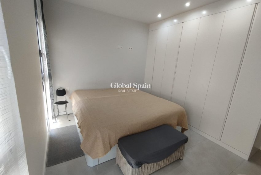 Wiederverkauf - WOHNUNG -
ORIHUELA COSTA - Los Dolses