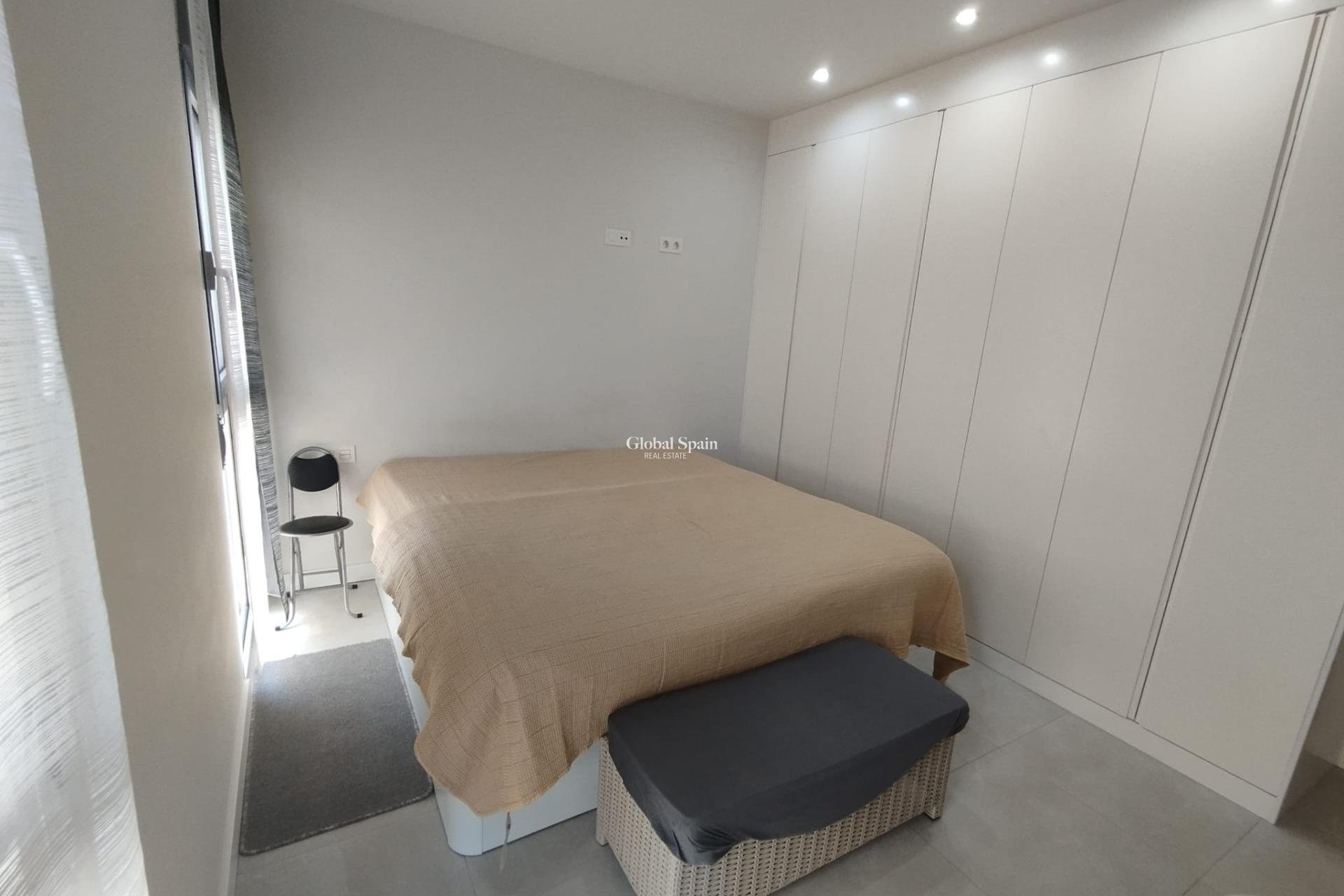 Wiederverkauf - WOHNUNG -
ORIHUELA COSTA - Los Dolses