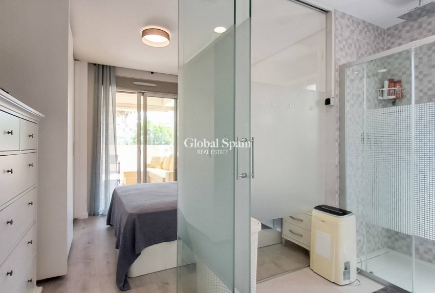 Wiederverkauf - WOHNUNG -
ORIHUELA COSTA - Los Dolses
