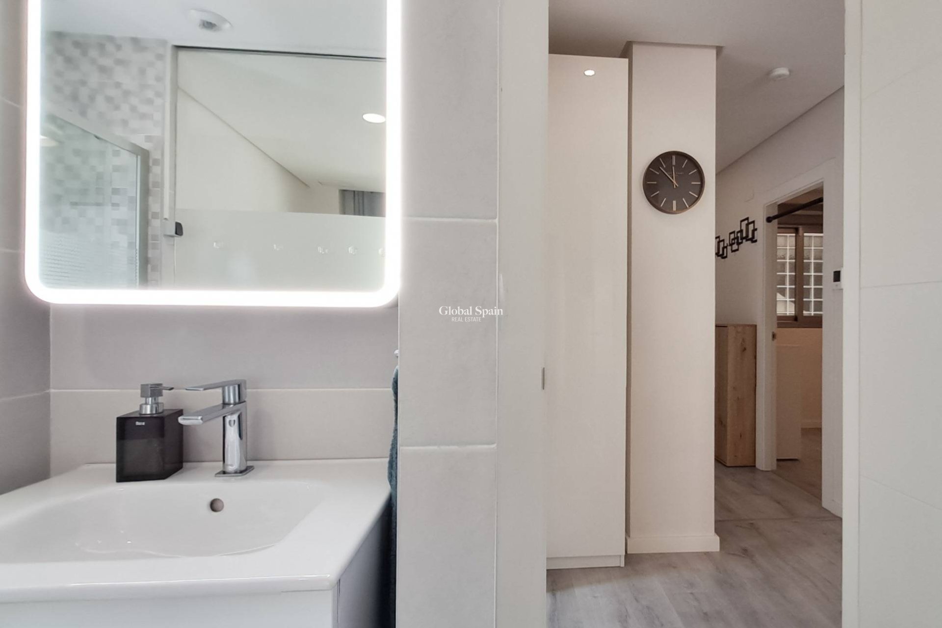 Wiederverkauf - WOHNUNG -
ORIHUELA COSTA - Los Dolses