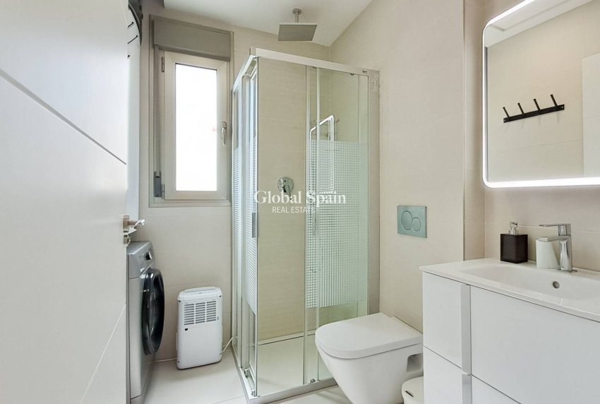 Wiederverkauf - WOHNUNG -
ORIHUELA COSTA - Los Dolses