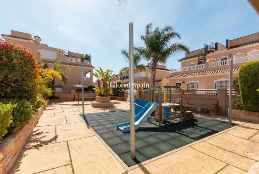 Wiederverkauf - WOHNUNG -
Orihuela Costa - Los Dolses