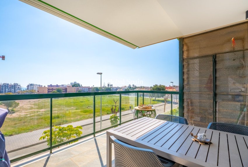 Wiederverkauf - WOHNUNG -
ORIHUELA COSTA - MIL PALMERAS 