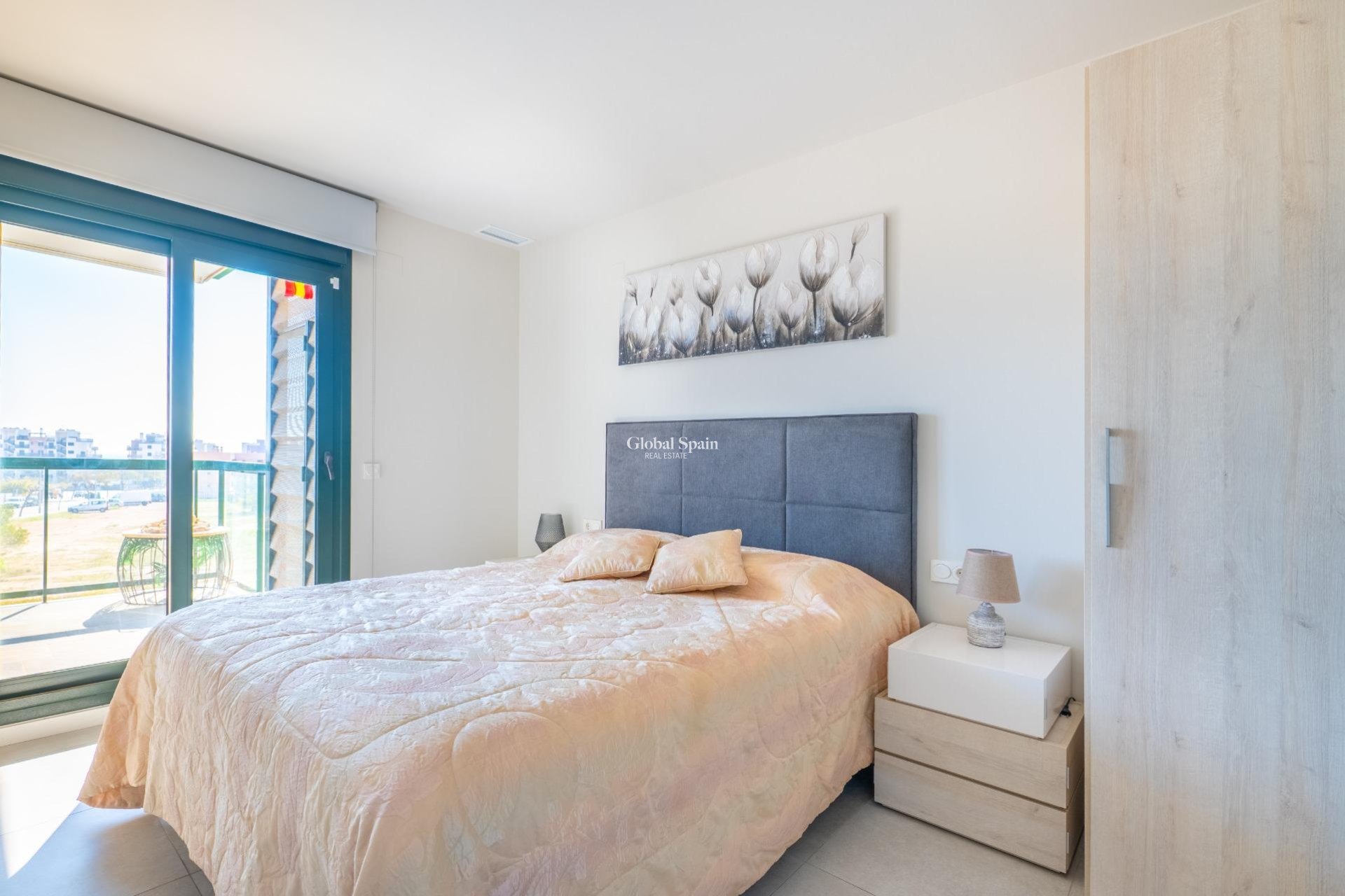 Wiederverkauf - WOHNUNG -
ORIHUELA COSTA - MIL PALMERAS 