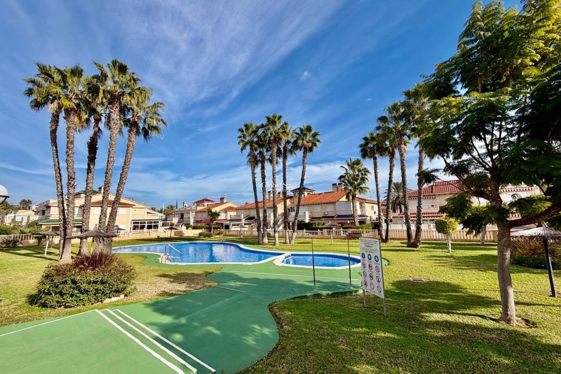 Wiederverkauf - WOHNUNG -
ORIHUELA COSTA - Playa Flamenca Norte