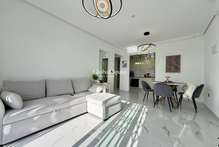 Wiederverkauf - WOHNUNG -
ORIHUELA COSTA - Playa Flamenca Norte