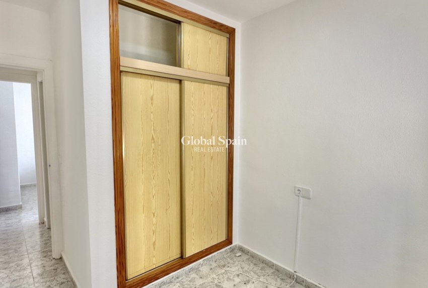 Wiederverkauf - Wohnung -
ORIHUELA COSTA - Playa Flamenca