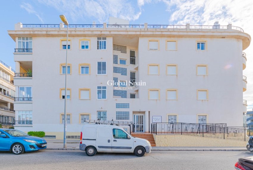 Wiederverkauf - Wohnung -
ORIHUELA COSTA - Playa Flamenca