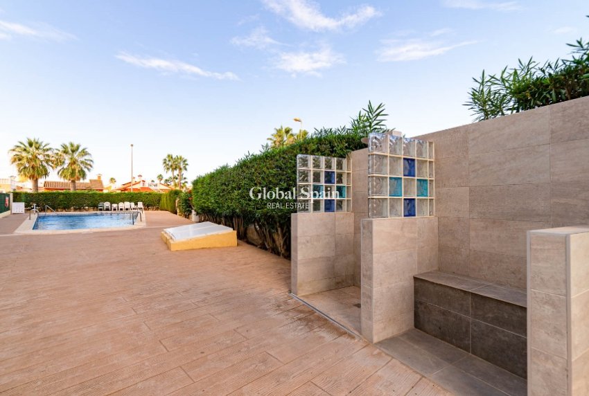 Wiederverkauf - Wohnung -
ORIHUELA COSTA - Playa Flamenca