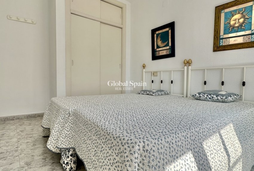 Wiederverkauf - WOHNUNG -
ORIHUELA COSTA - Playa Flamenca