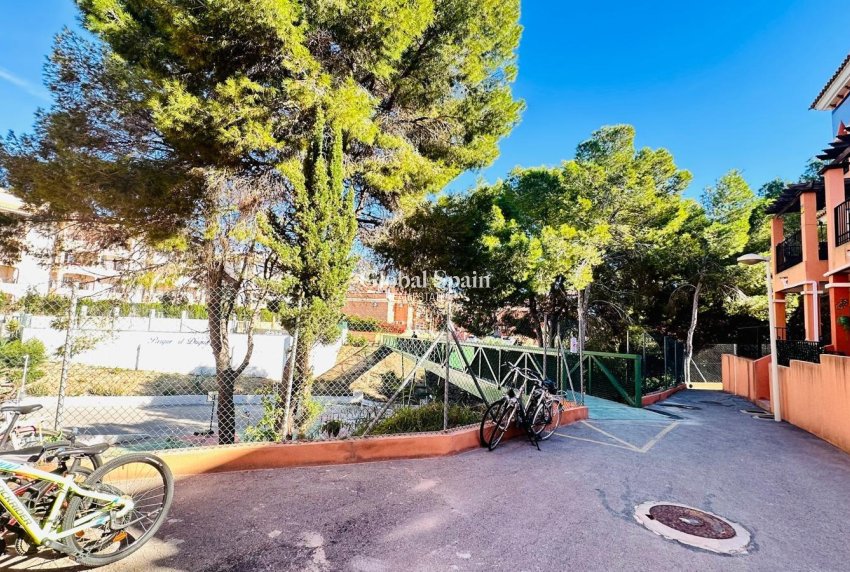 Wiederverkauf - WOHNUNG -
ORIHUELA COSTA - Playa Flamenca