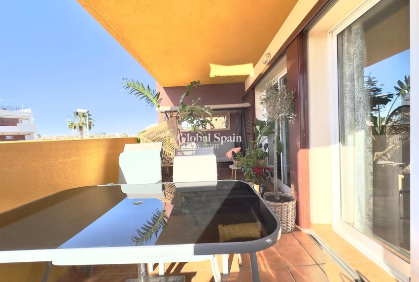 Wiederverkauf - WOHNUNG -
ORIHUELA COSTA - Playa Flamenca