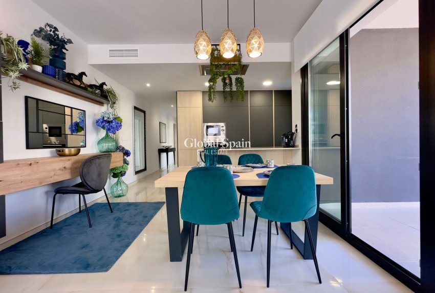 Wiederverkauf - WOHNUNG -
ORIHUELA COSTA - Playa Flamenca