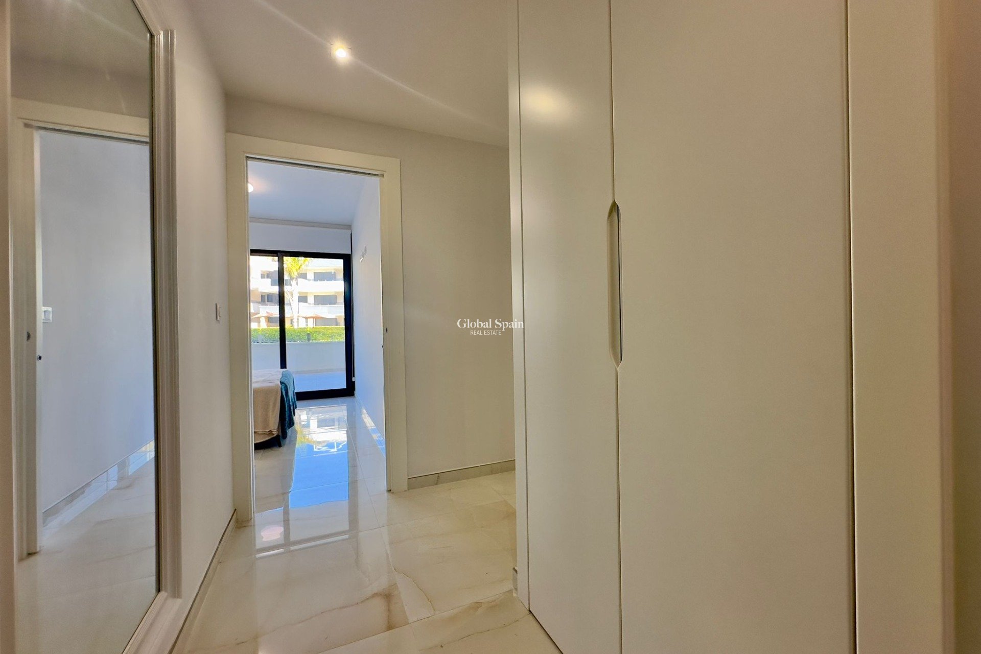 Wiederverkauf - WOHNUNG -
ORIHUELA COSTA - Playa Flamenca