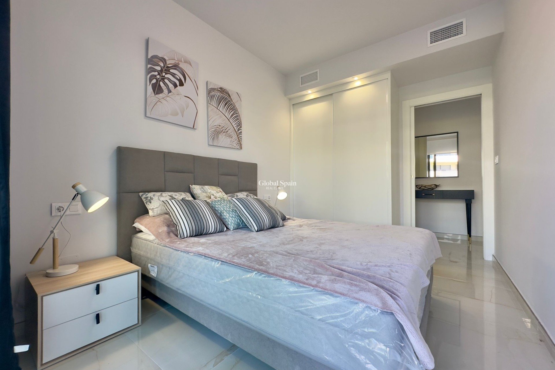 Wiederverkauf - WOHNUNG -
ORIHUELA COSTA - Playa Flamenca