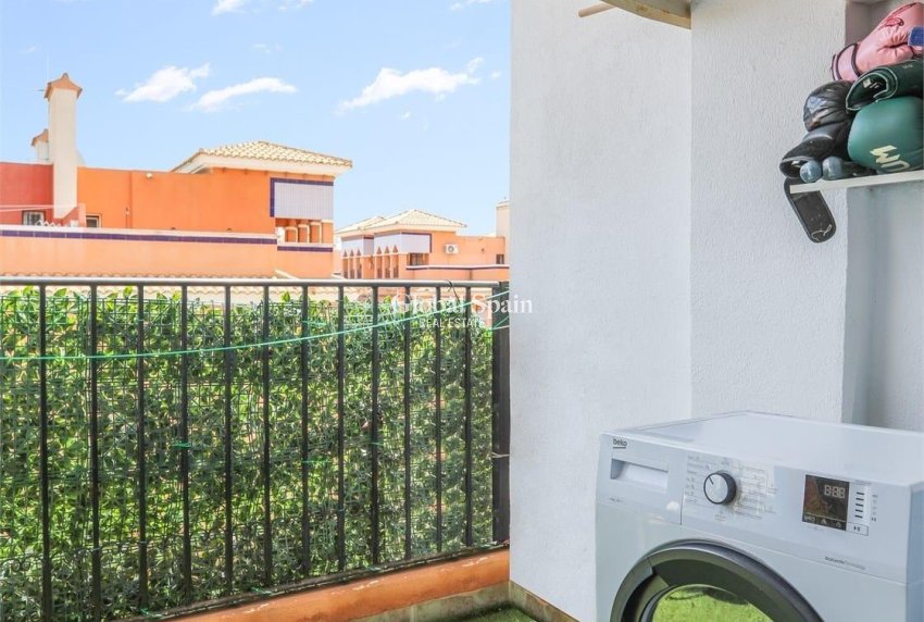 Wiederverkauf - WOHNUNG -
ORIHUELA COSTA - Playa Flamenca