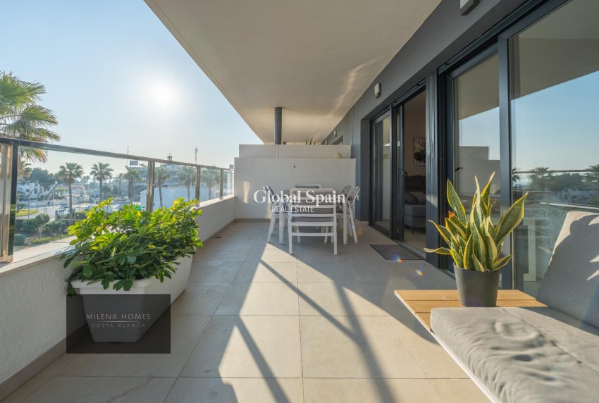 Wiederverkauf - WOHNUNG -
ORIHUELA COSTA - Playa Flamenca