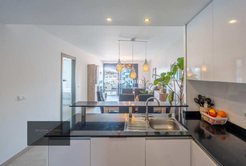 Wiederverkauf - WOHNUNG -
ORIHUELA COSTA - Playa Flamenca