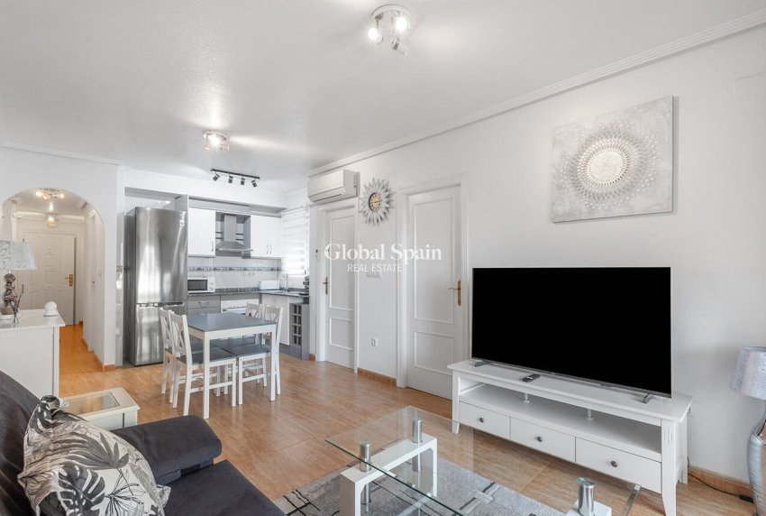 Wiederverkauf - WOHNUNG -
ORIHUELA COSTA - Playa Flamenca