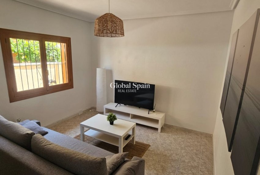 Wiederverkauf - WOHNUNG -
ORIHUELA COSTA - Playa Flamenca