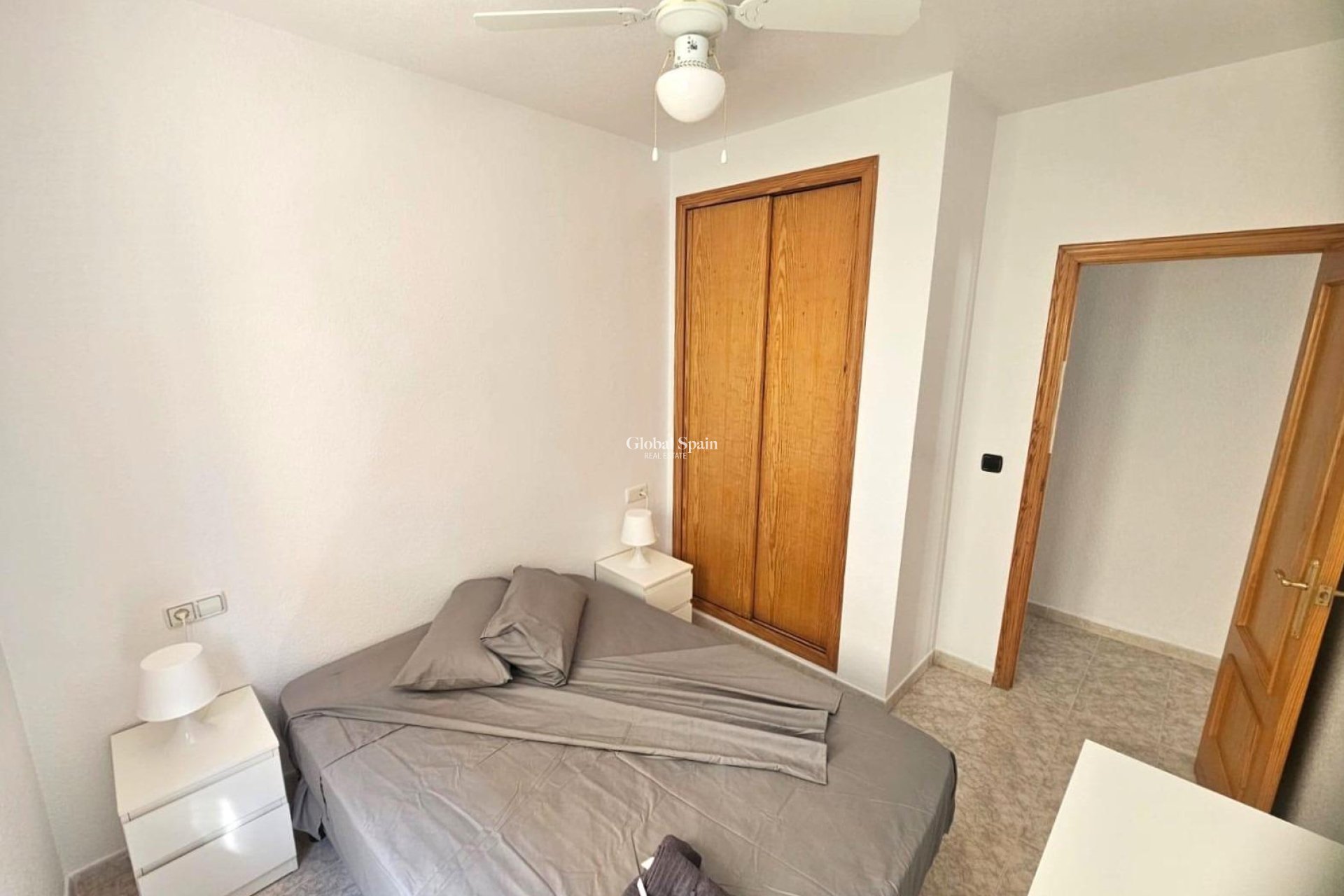 Wiederverkauf - WOHNUNG -
ORIHUELA COSTA - Playa Flamenca