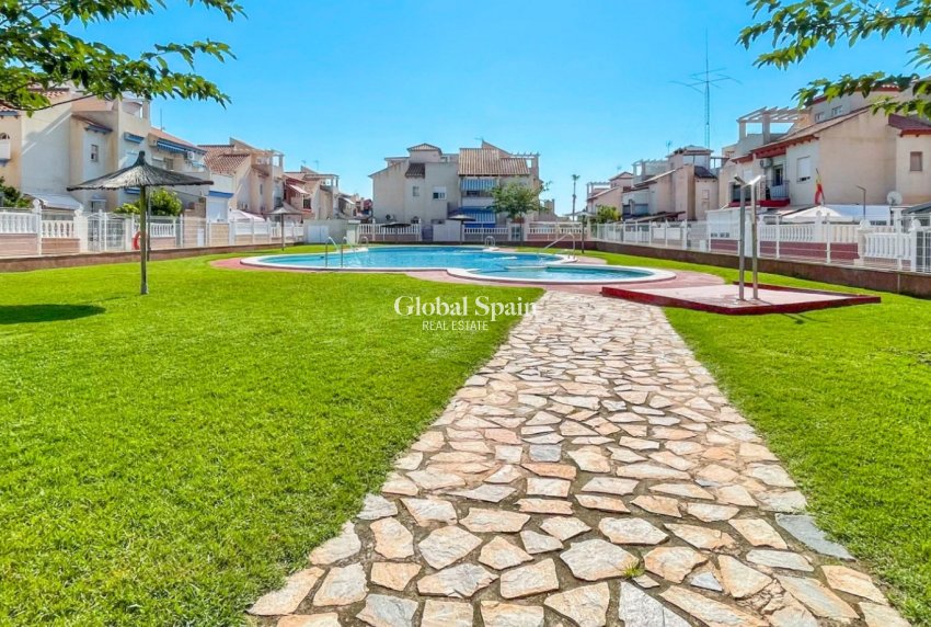 Wiederverkauf - WOHNUNG -
ORIHUELA COSTA - Playa Flamenca