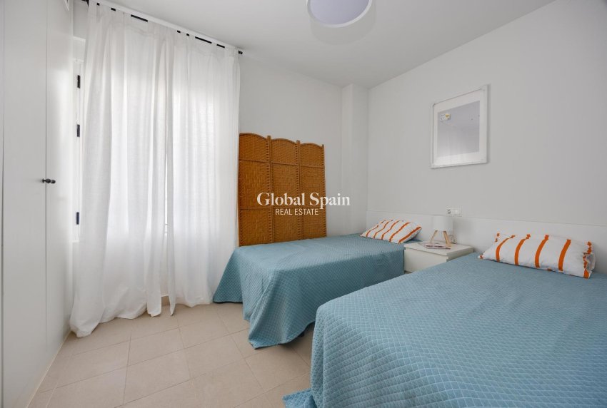 Wiederverkauf - WOHNUNG -
ORIHUELA COSTA - Playa Flamenca