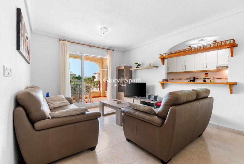 Wiederverkauf - WOHNUNG -
ORIHUELA COSTA - Playa Flamenca