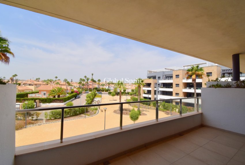 Wiederverkauf - WOHNUNG -
Orihuela Costa - Playa Flamenca