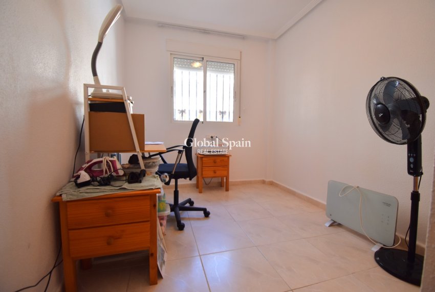 Wiederverkauf - WOHNUNG -
Orihuela Costa - Playa Flamenca