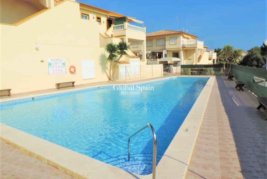 Wiederverkauf - WOHNUNG -
ORIHUELA COSTA - Playa Flamenca