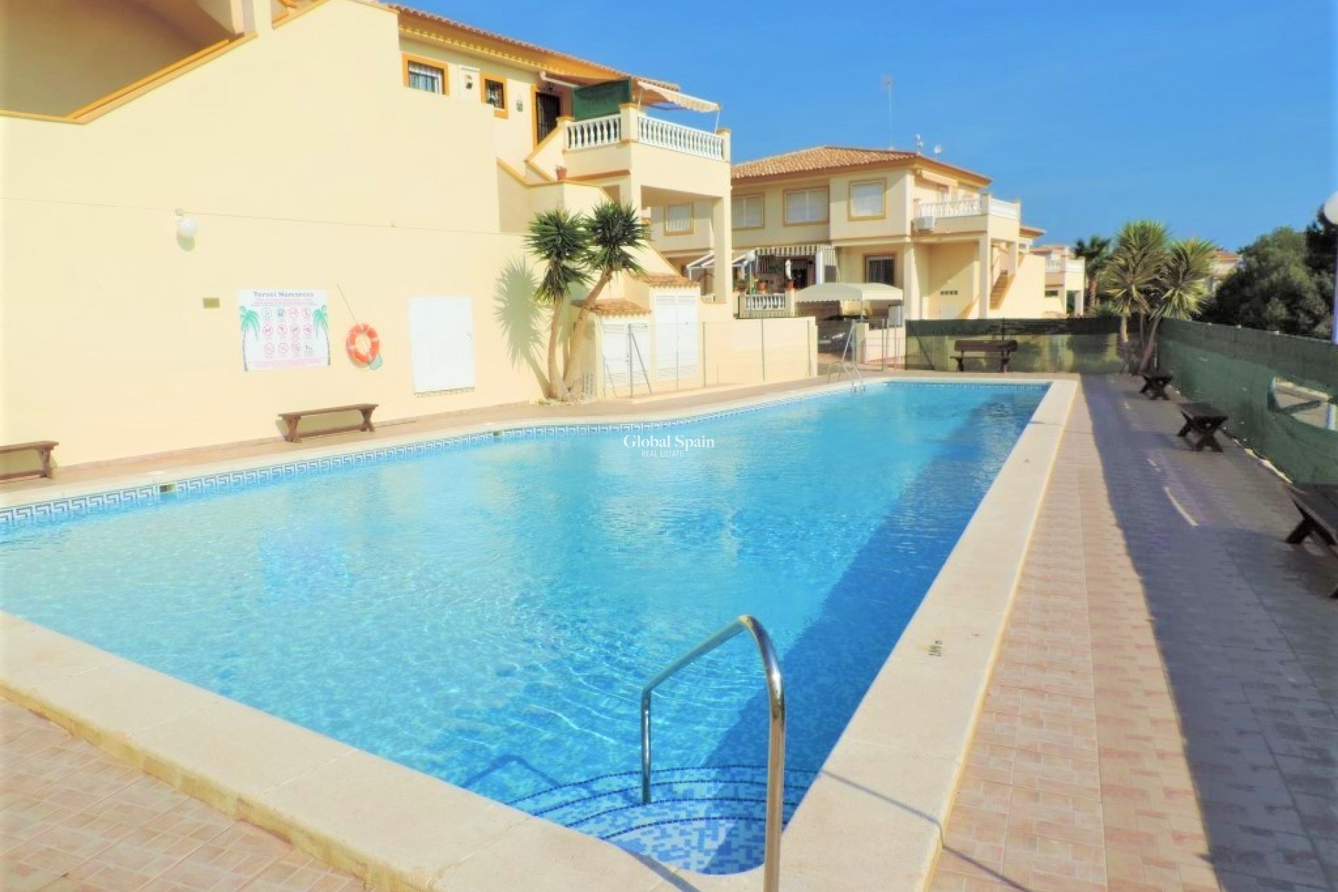 Wiederverkauf - WOHNUNG -
ORIHUELA COSTA - Playa Flamenca