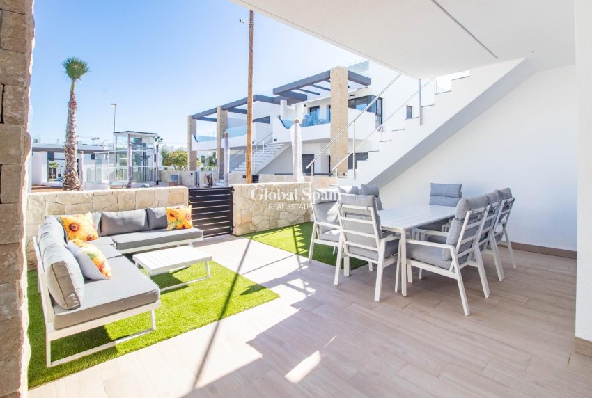 Wiederverkauf - Wohnung -
ORIHUELA COSTA - Punta Prima