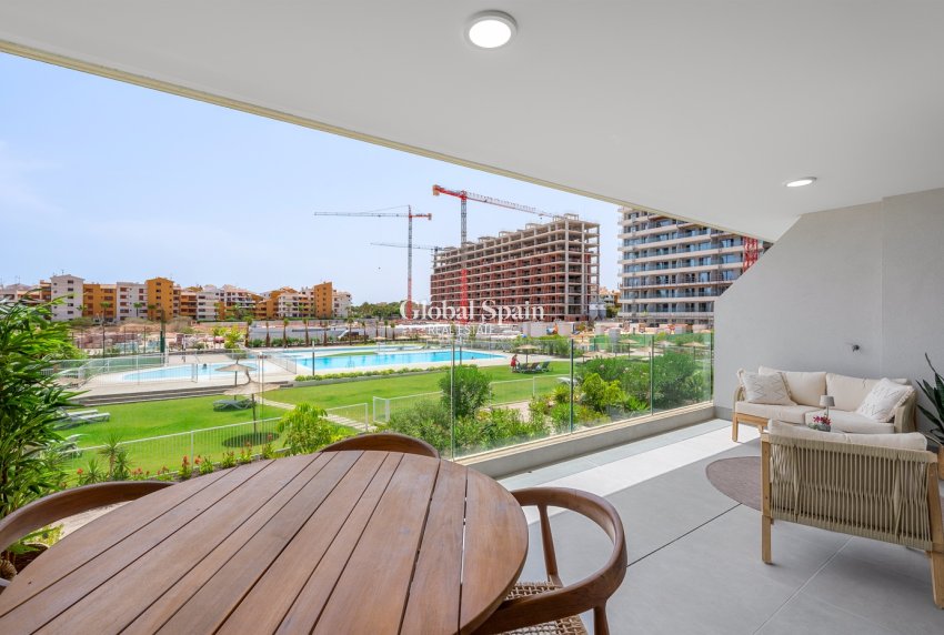 Wiederverkauf - WOHNUNG -
ORIHUELA COSTA - Punta Prima