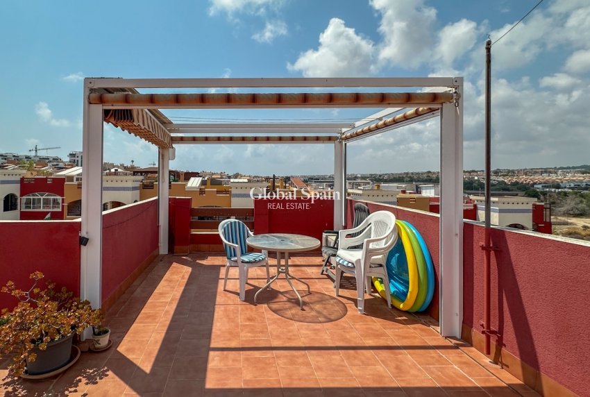 Wiederverkauf - WOHNUNG -
ORIHUELA COSTA - Punta Prima