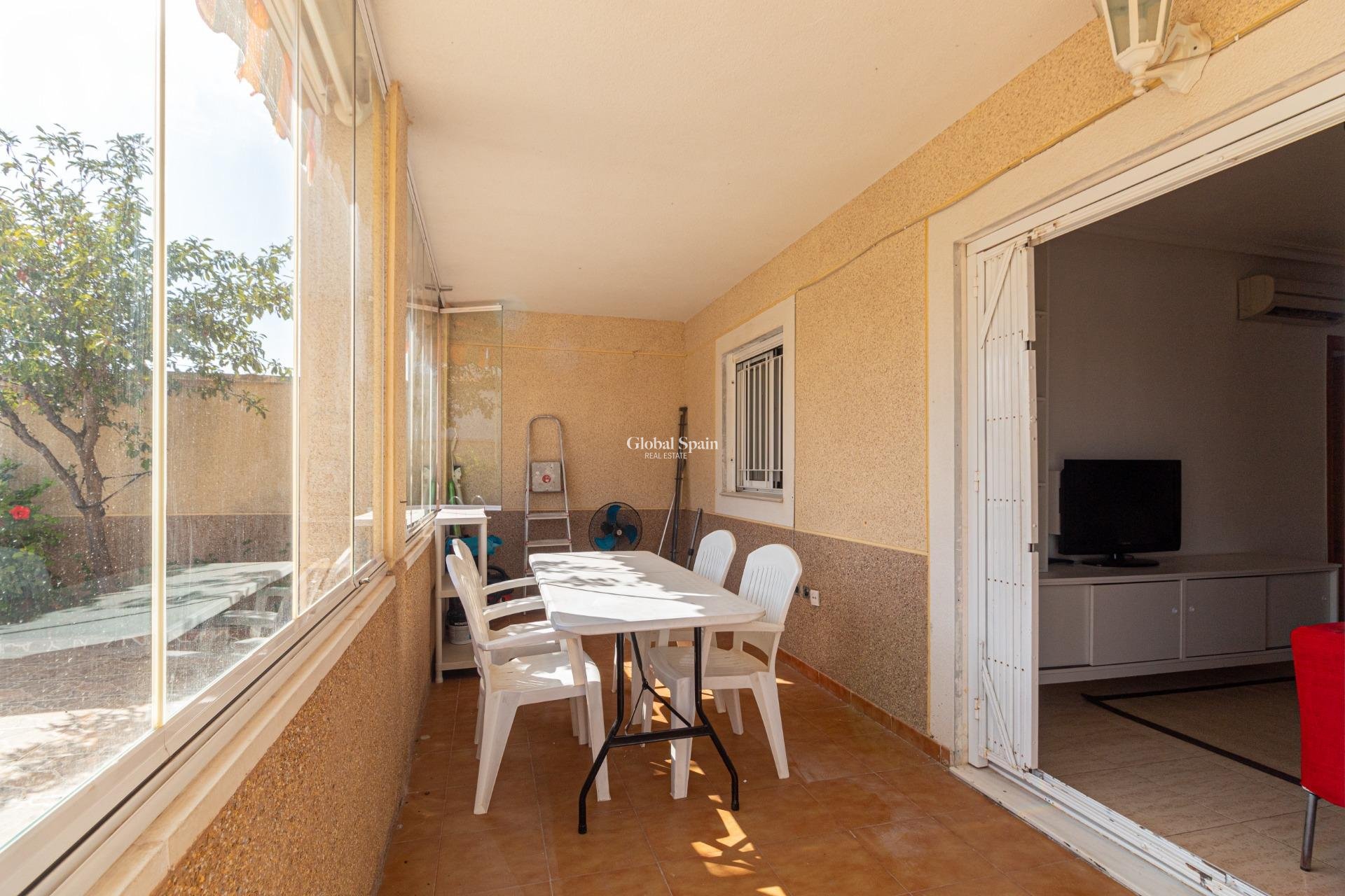 Wiederverkauf - WOHNUNG -
ORIHUELA COSTA - Punta Prima