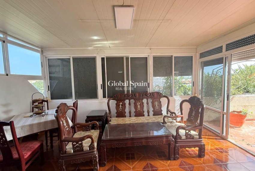 Wiederverkauf - WOHNUNG -
ORIHUELA COSTA - Punta Prima