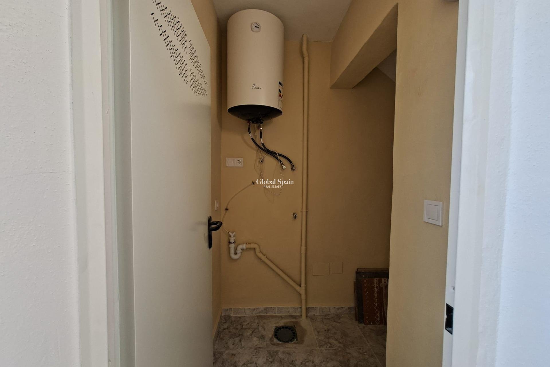 Wiederverkauf - WOHNUNG -
ORIHUELA COSTA - Punta Prima