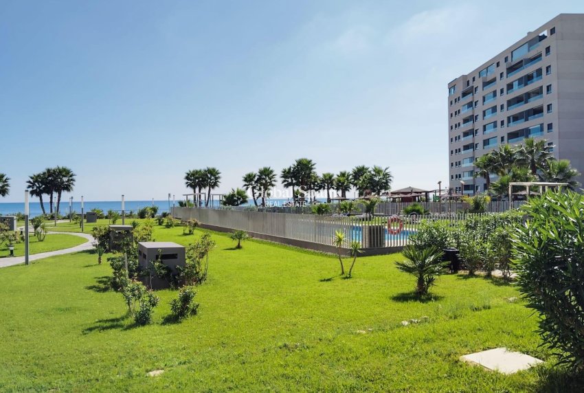 Wiederverkauf - WOHNUNG -
ORIHUELA COSTA - Punta Prima